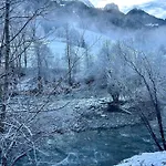 Hideaway By The River * Rougemont