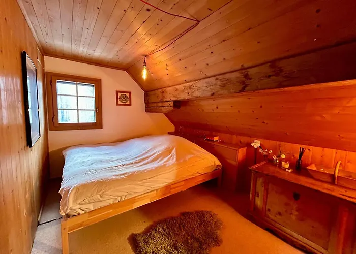 Hideaway By The River Villa